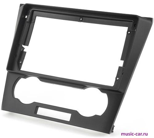 Переходная рамка со штатной автомагнитолы InCar RCV-FC226