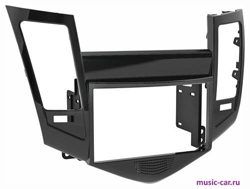 Переходная рамка со штатной автомагнитолы InCar RCV-N08