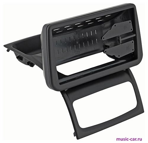 Переходная рамка со штатной автомагнитолы InCar RFR-FC1202