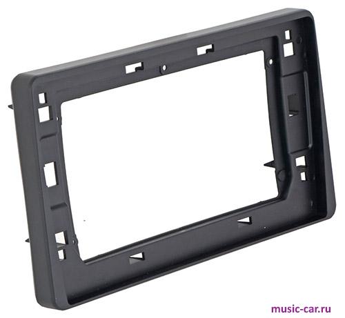 Переходная рамка со штатной автомагнитолы InCar RFR-FC672