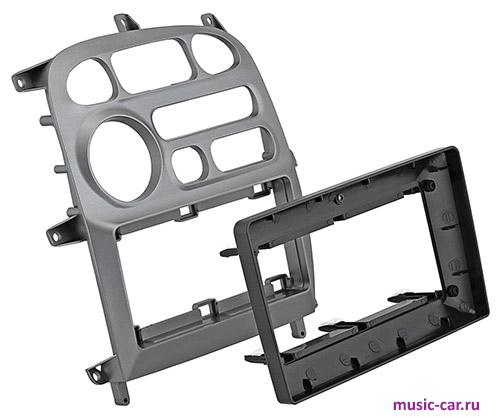 Переходная рамка со штатной автомагнитолы InCar RHY-FC1071