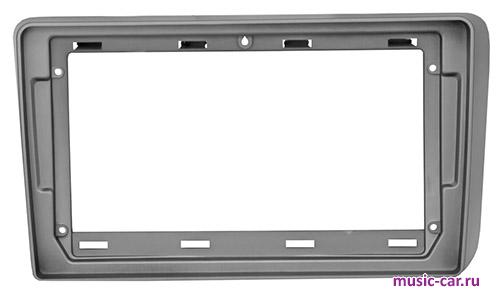 Переходная рамка со штатной автомагнитолы InCar RHY-FC415
