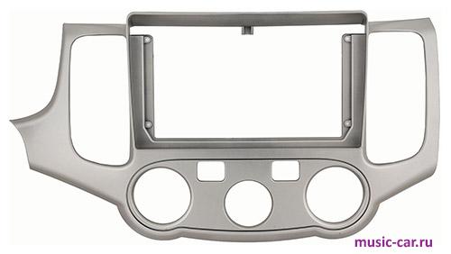 Переходная рамка со штатной автомагнитолы InCar RKIA-FC1184