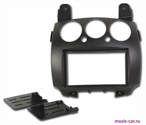 Переходная рамка со штатной автомагнитолы InCar RMZ-N13