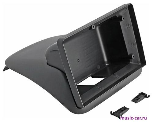 Переходная рамка со штатной автомагнитолы InCar RTY-FC170