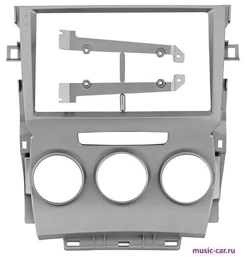Переходная рамка со штатной автомагнитолы InCar RTY-FC971