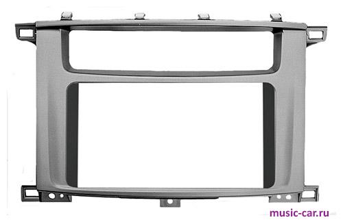 Переходная рамка со штатной автомагнитолы InCar RTY-N04W