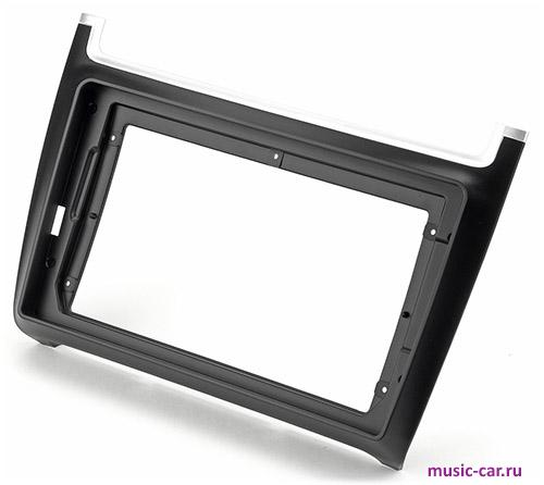 Переходная рамка со штатной автомагнитолы InCar RVW-FC584