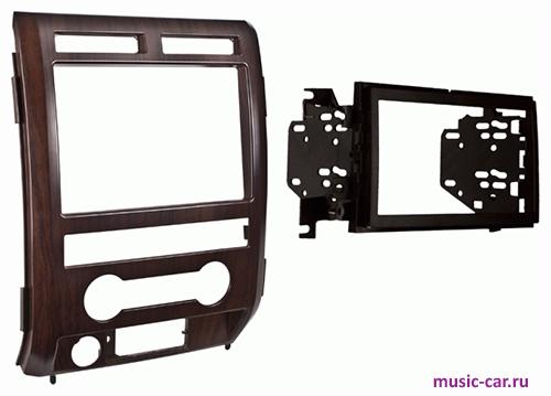 Переходная рамка со штатной автомагнитолы Metra 95--5822AS
