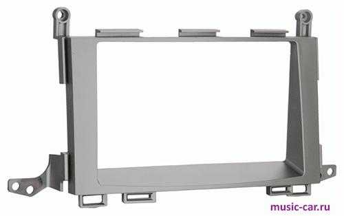 Переходная рамка со штатной автомагнитолы Metra 95--8225G