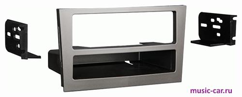 Переходная рамка со штатной автомагнитолы Metra 99--3107G