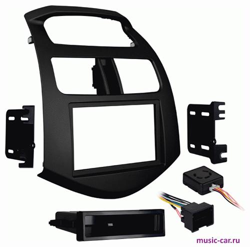 Переходная рамка со штатной автомагнитолы Metra 99--3309B--LC