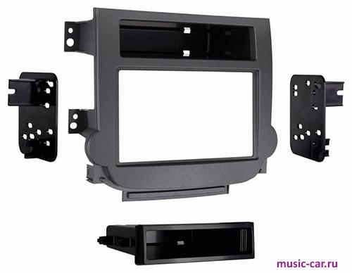 Переходная рамка со штатной автомагнитолы Metra 99--3314G