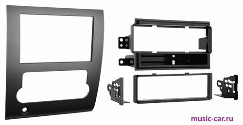 Переходная рамка со штатной автомагнитолы Metra 99--7424