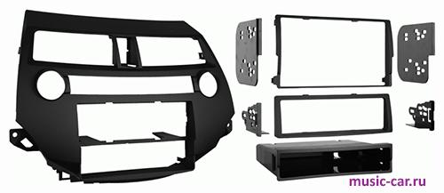 Переходная рамка со штатной автомагнитолы Metra 99--7874