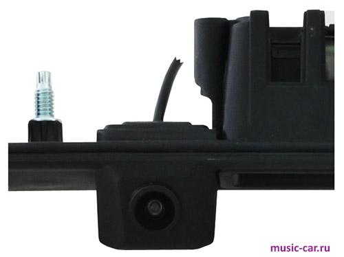 InCar VDC-047